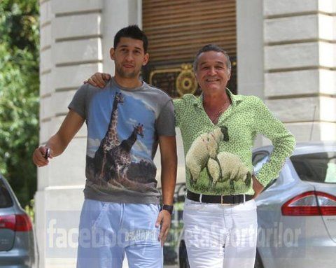 becali-tricou.jpg